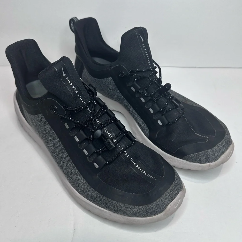 Women’s Nike Black and Gray sneakers